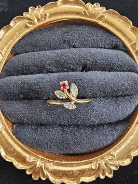 Vintage Avon Ring Size 8